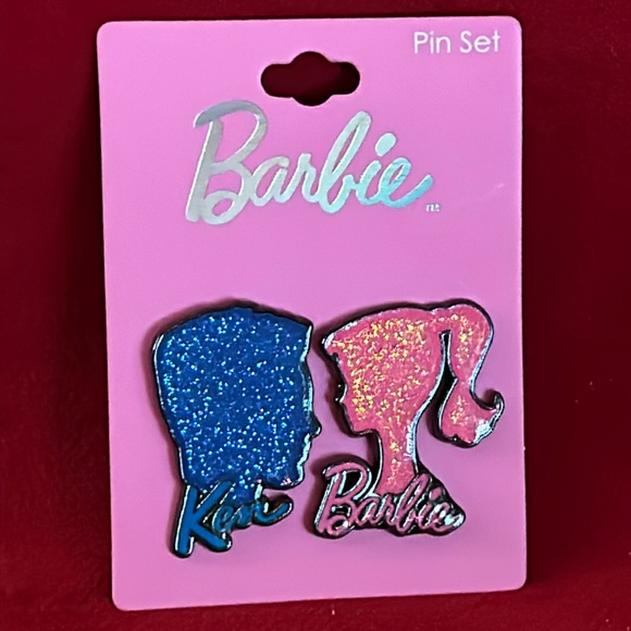 Mattel Barbie and Ken pin set - Picture 1 of 4